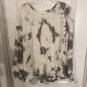Tie-Dye Lace-Up Crew Neck Sweater